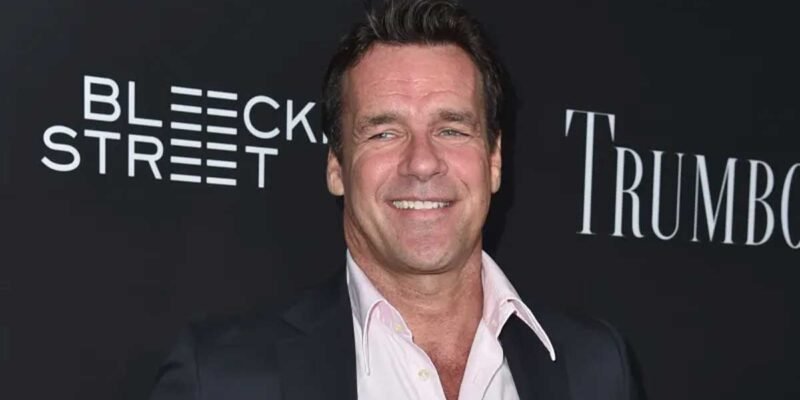 David James Elliott Net Worth